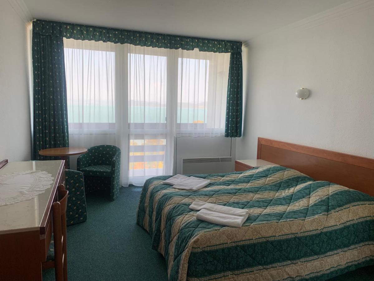 Riviera Park Hotel Balatonföldvár Exteriér fotografie